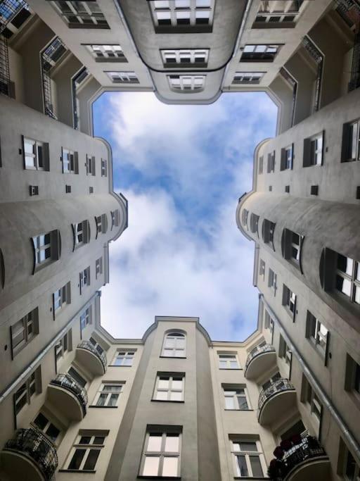 Pop Apartment Nowogrodzka Warsaw Exterior photo